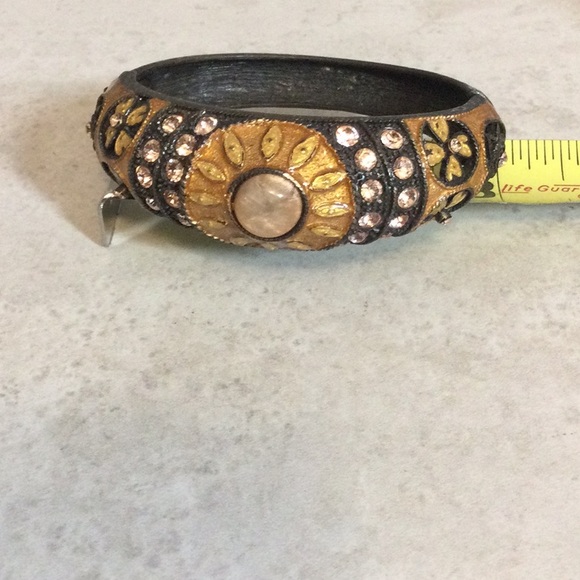 Egyptian inspired stone bling hinge bracelet - Picture 7 of 8